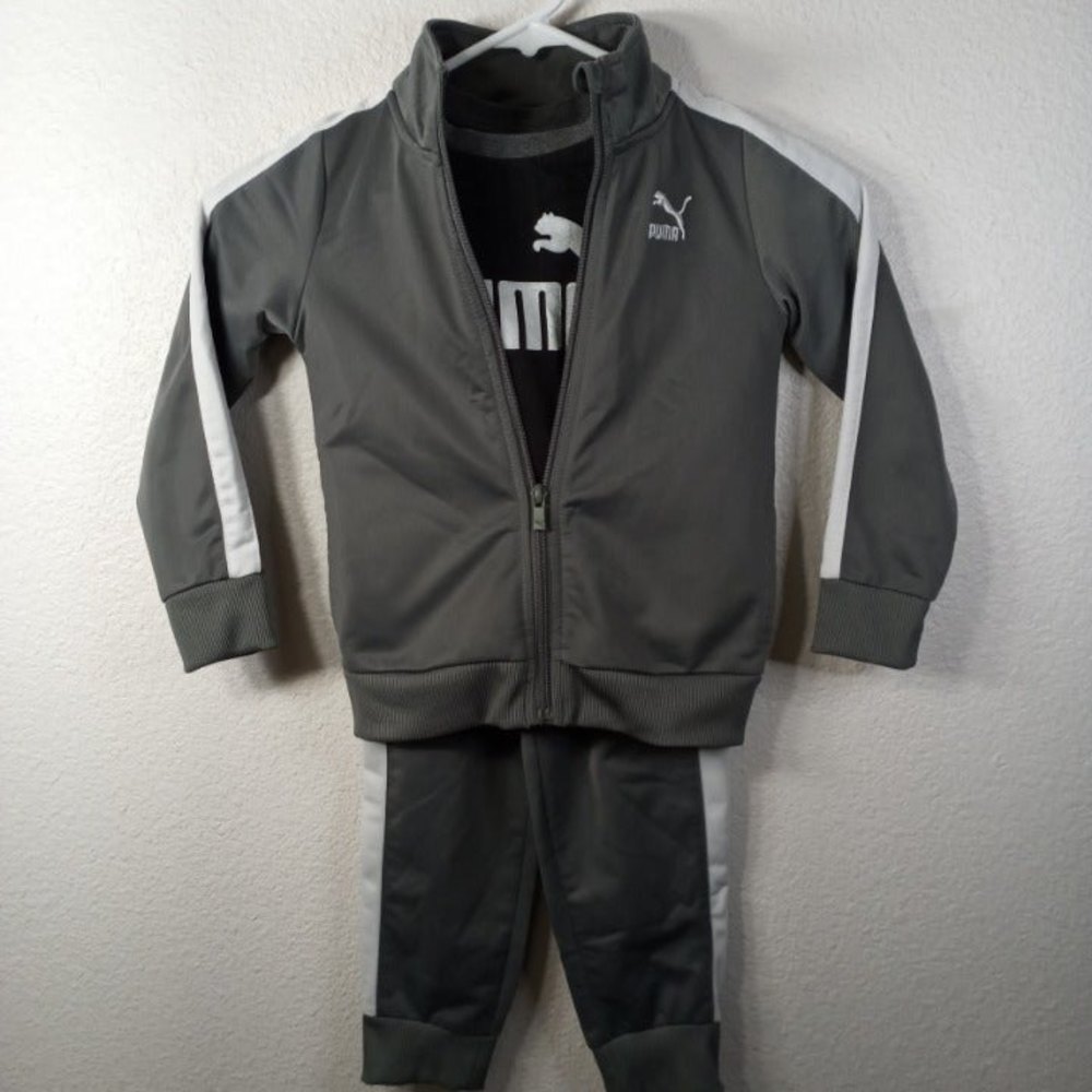 Boy's Puma 3-Piece Set Size 4 - Jacket, pants and shirt